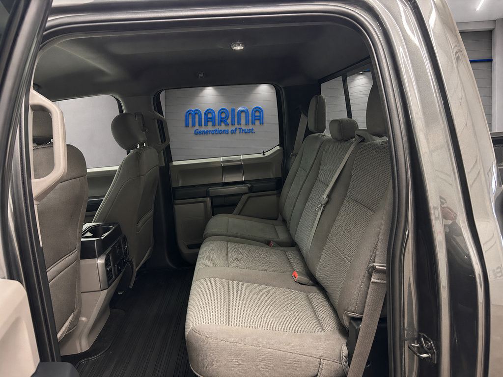 Used 2019 Ford F150 XLT w/ Equipment Group 302A Luxury AWD/4WD image 25