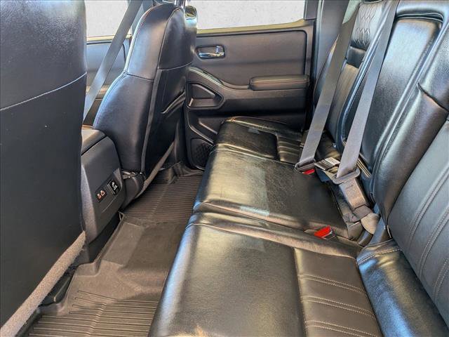 Used 2023 Nissan Frontier PRO-4X w/ Pro-4X Premium Package AWD/4WD image 18