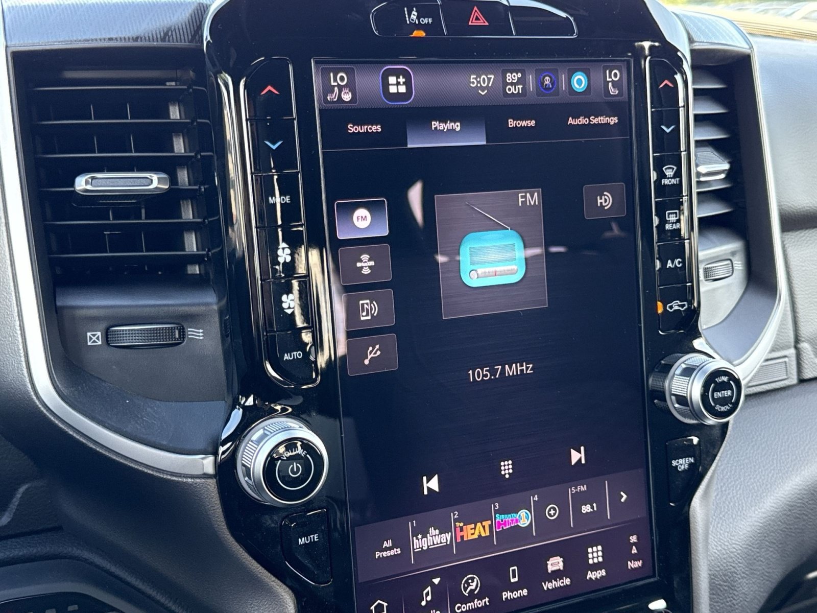 New 2026 RAM 1500 Big Horn AWD/4WD image 17