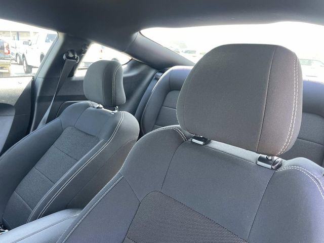 Used 2016 Ford Mustang Coupe RWD image 20