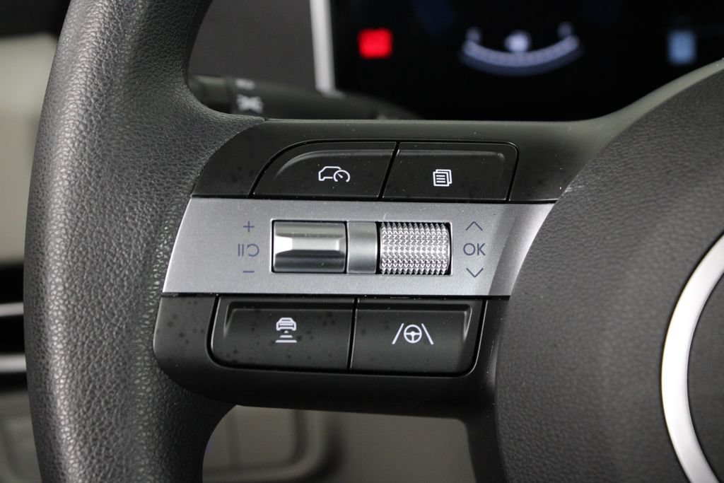 Certified 2026 Hyundai Tucson SE FWD image 26