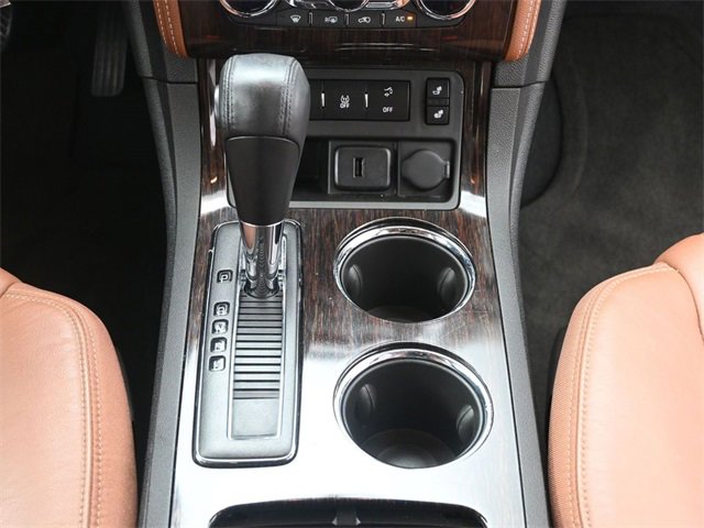 Used 2017 Chevrolet Traverse LT image 28