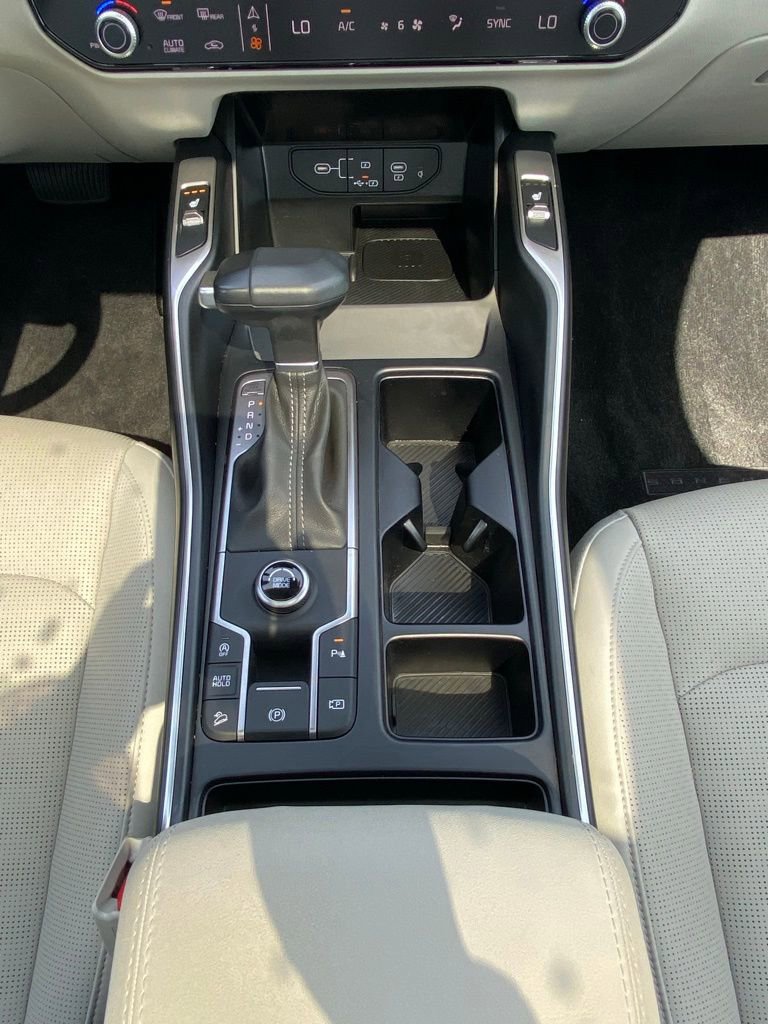 Certified 2025 Kia Sorento S w/ Panoramic Sunroof Package FWD image 22