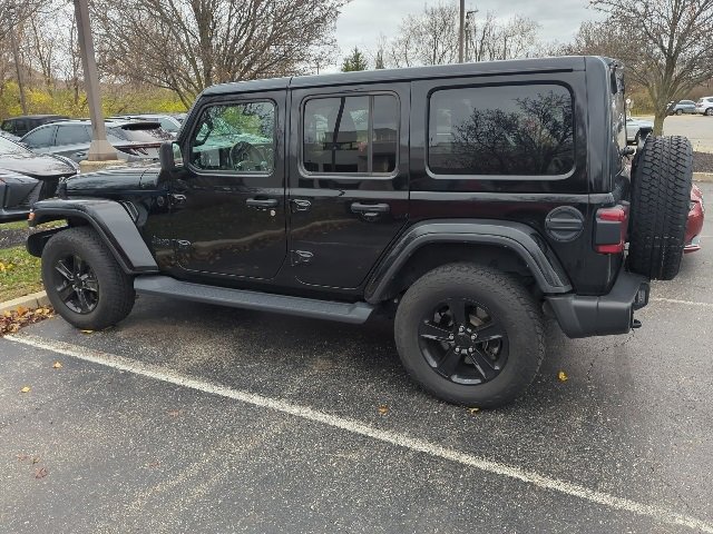 Used 2021 Jeep Wrangler Unlimited Sahara image 4