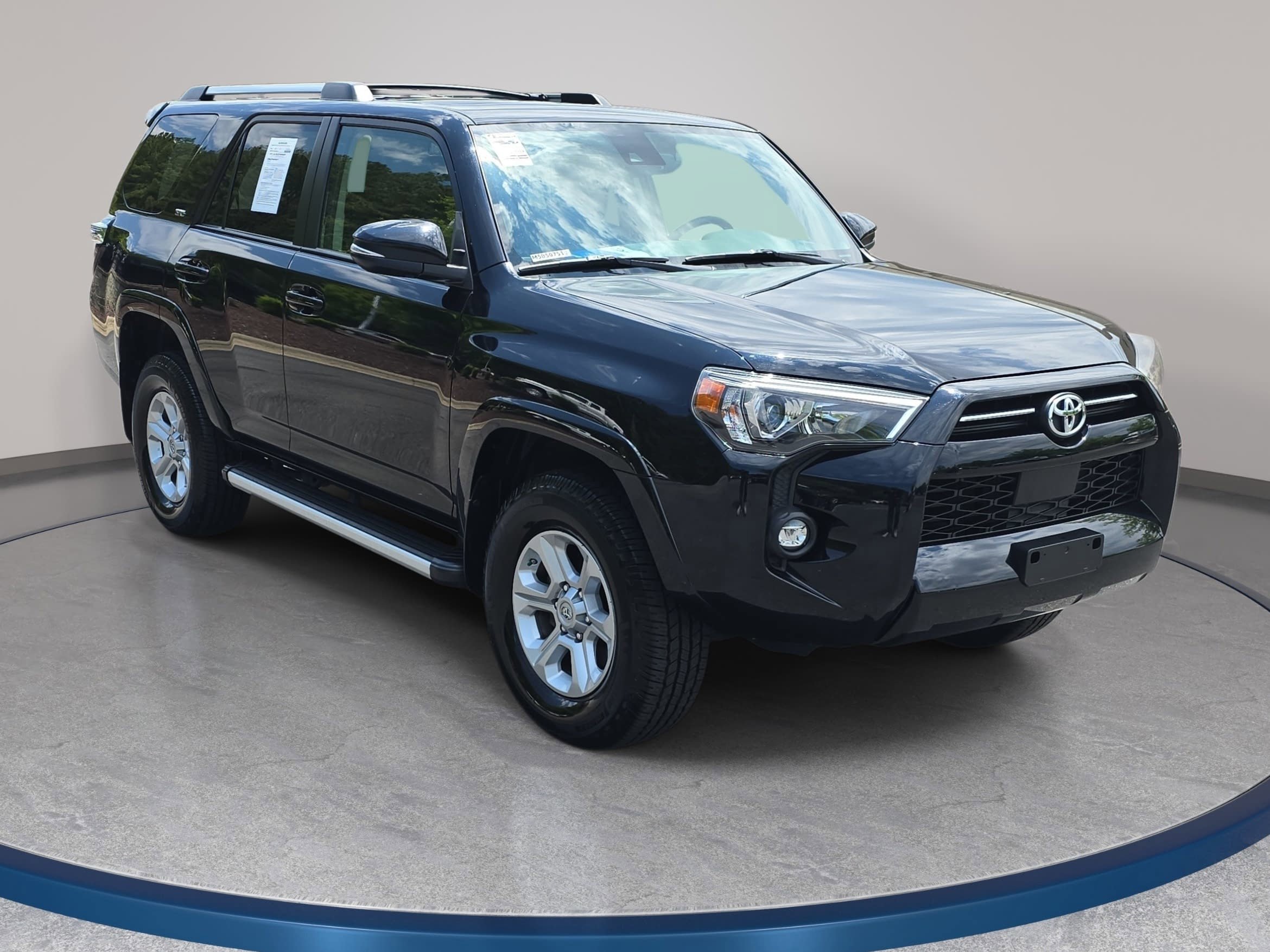 Used 2021 Toyota 4Runner SR5 Premium w/ Moonroof Package AWD/4WD image 3