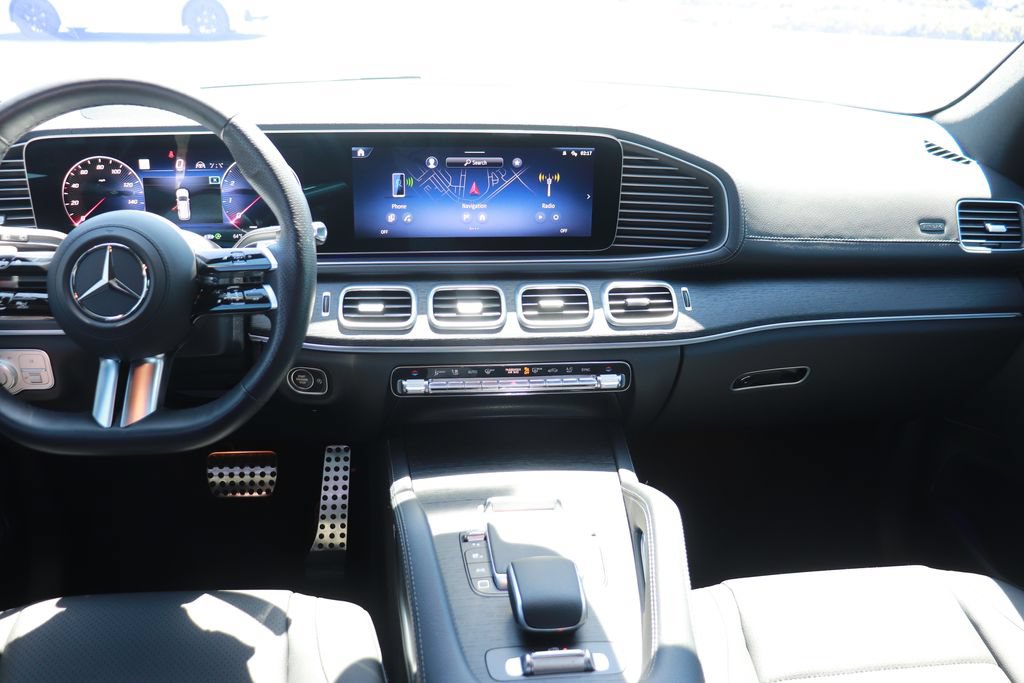 Used 2025 Mercedes-Benz GLS 450 4MATIC image 17