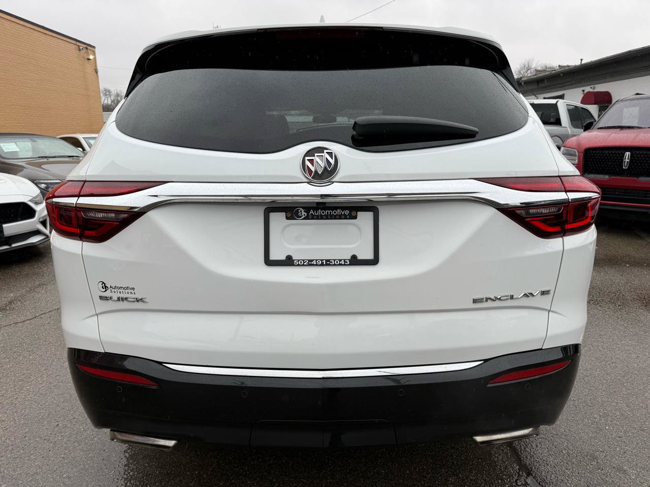 Used 2018 Buick Enclave Essence FWD image 10