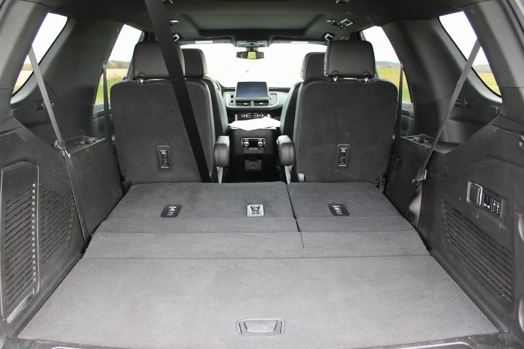 Used 2021 GMC Yukon SLT w/ SLT Premium Package image 42