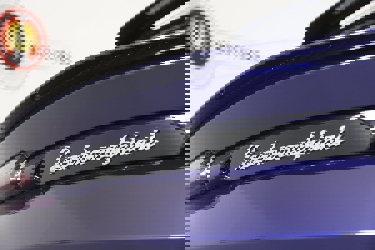 Used 2021 Lamborghini Urus image 93