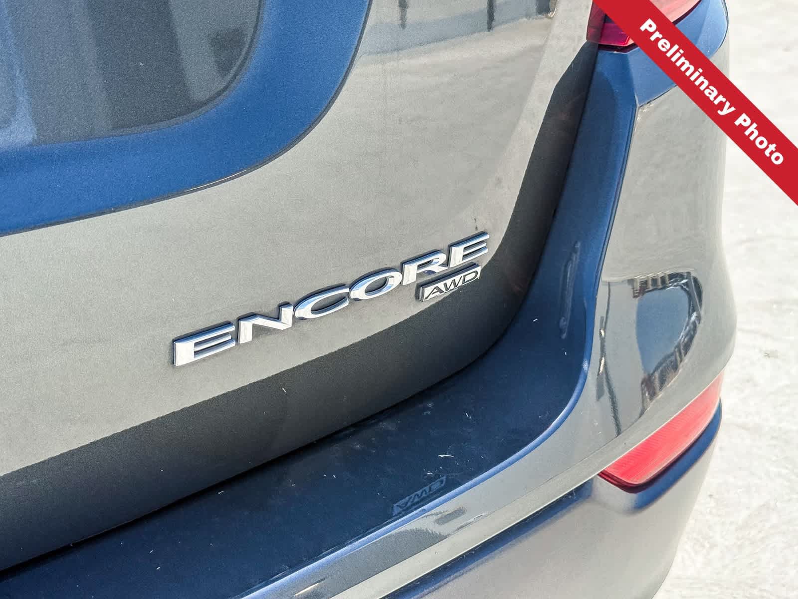 Used 2018 Buick Encore Preferred AWD/4WD image 9