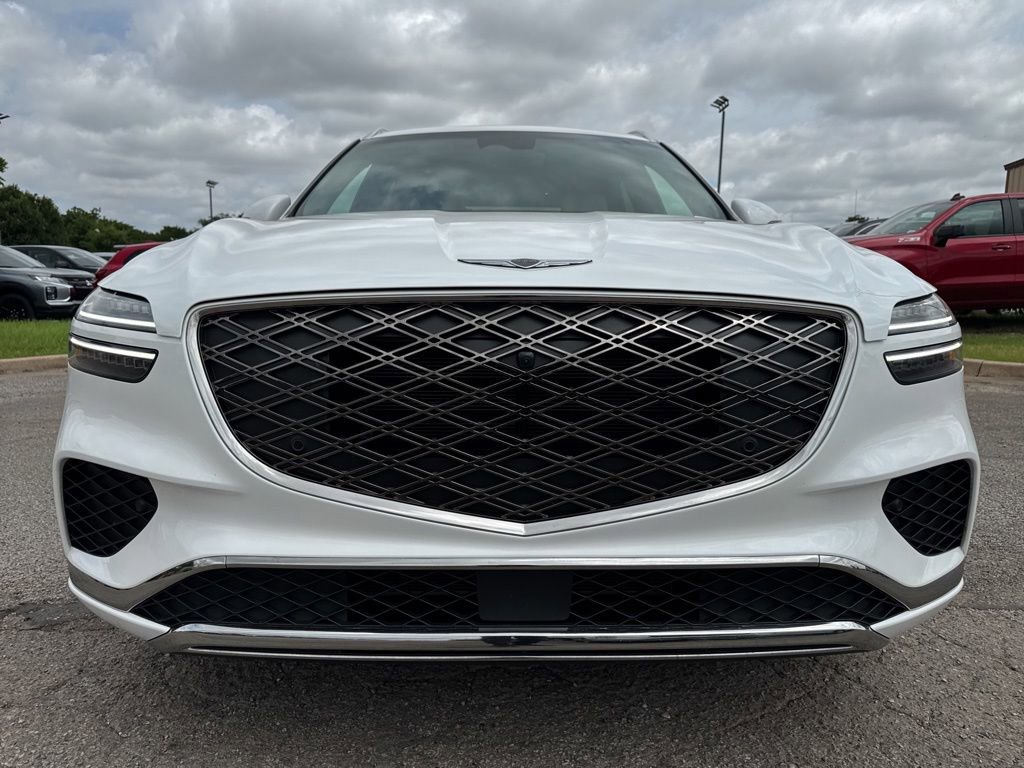 Used 2026 Genesis GV70 2.5T Advanced AWD/4WD image 2