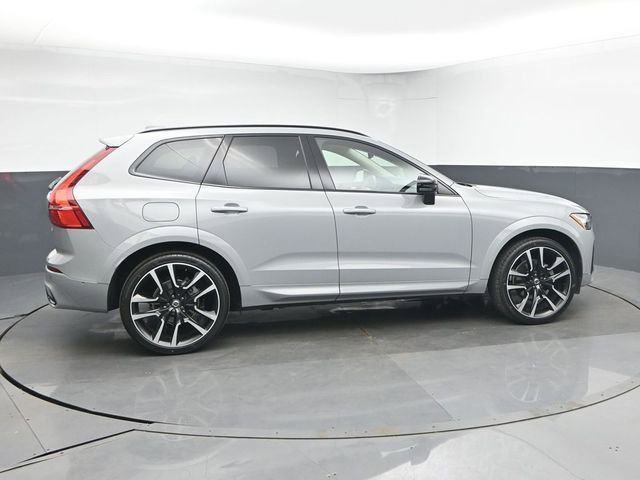 Used 2024 Volvo XC60 B5 Ultimate w/ Protection Package Premier image 8