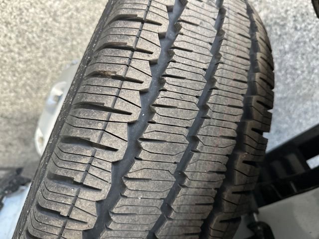 New 2026 Ford Transit 250 148 Medium Roof image 9