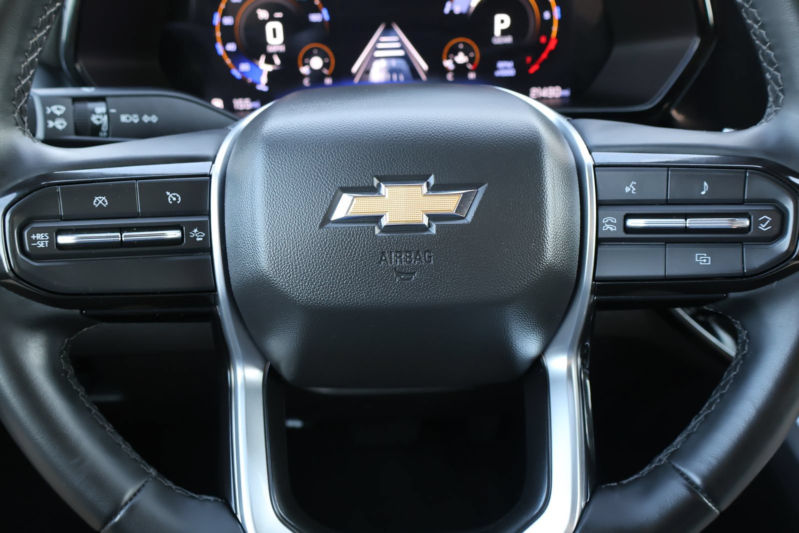 Used 2024 Chevrolet Colorado LT w/ LT Convenience Package II RWD image 24