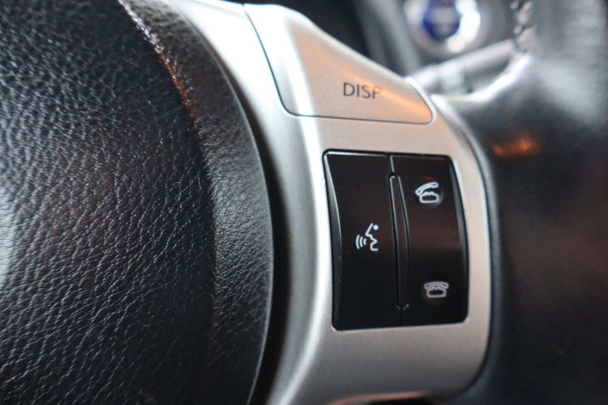 Used 2012 Lexus CT 200h Premium w/ Leather Pkg FWD image 31