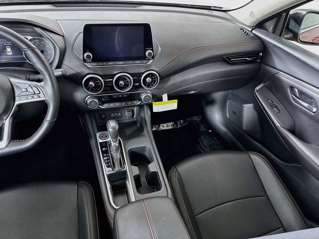 Certified 2025 Nissan Sentra SR w/ SR Premium Package FWD image 27