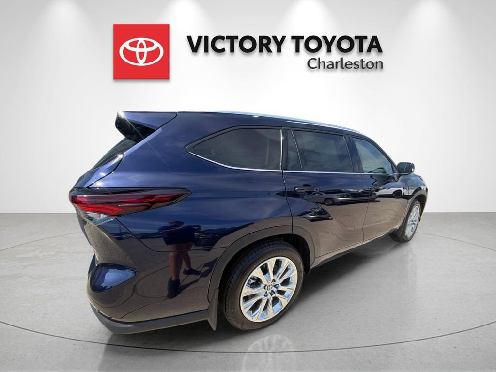 New 2026 Toyota Highlander Limited AWD/4WD image 7