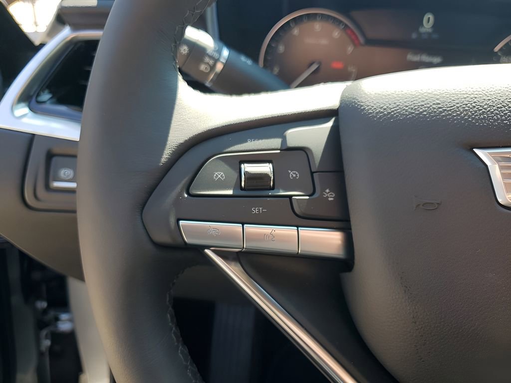 New 2025 Cadillac XT6 Luxury image 36