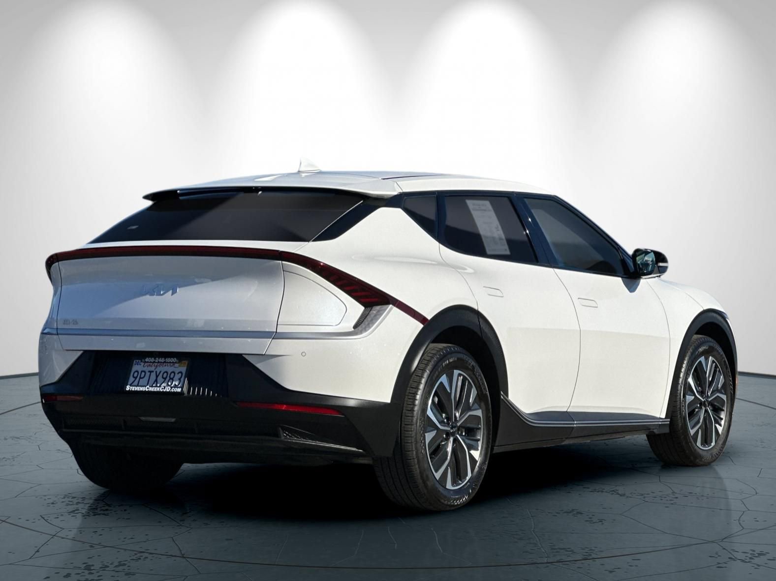 Used 2024 Kia EV6 Light image 4