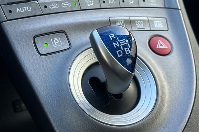 Used 2014 Toyota Prius Four image 22