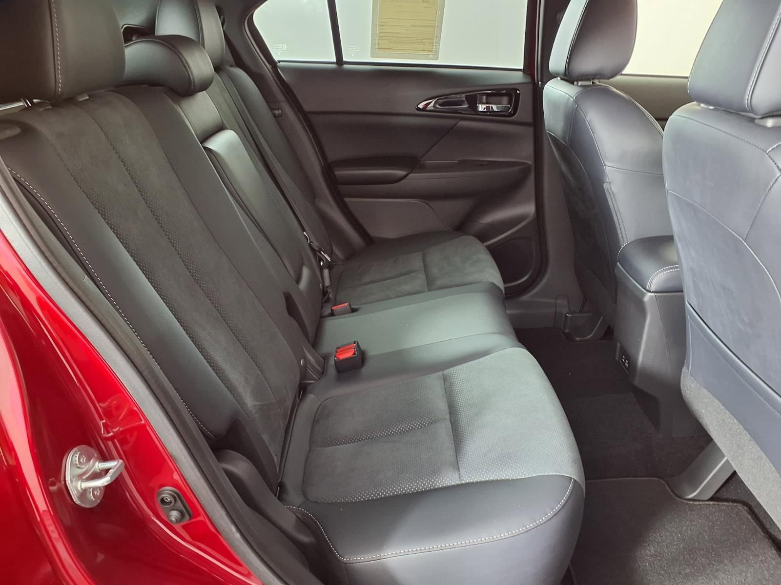 Used 2024 Mitsubishi Eclipse Cross SE image 11