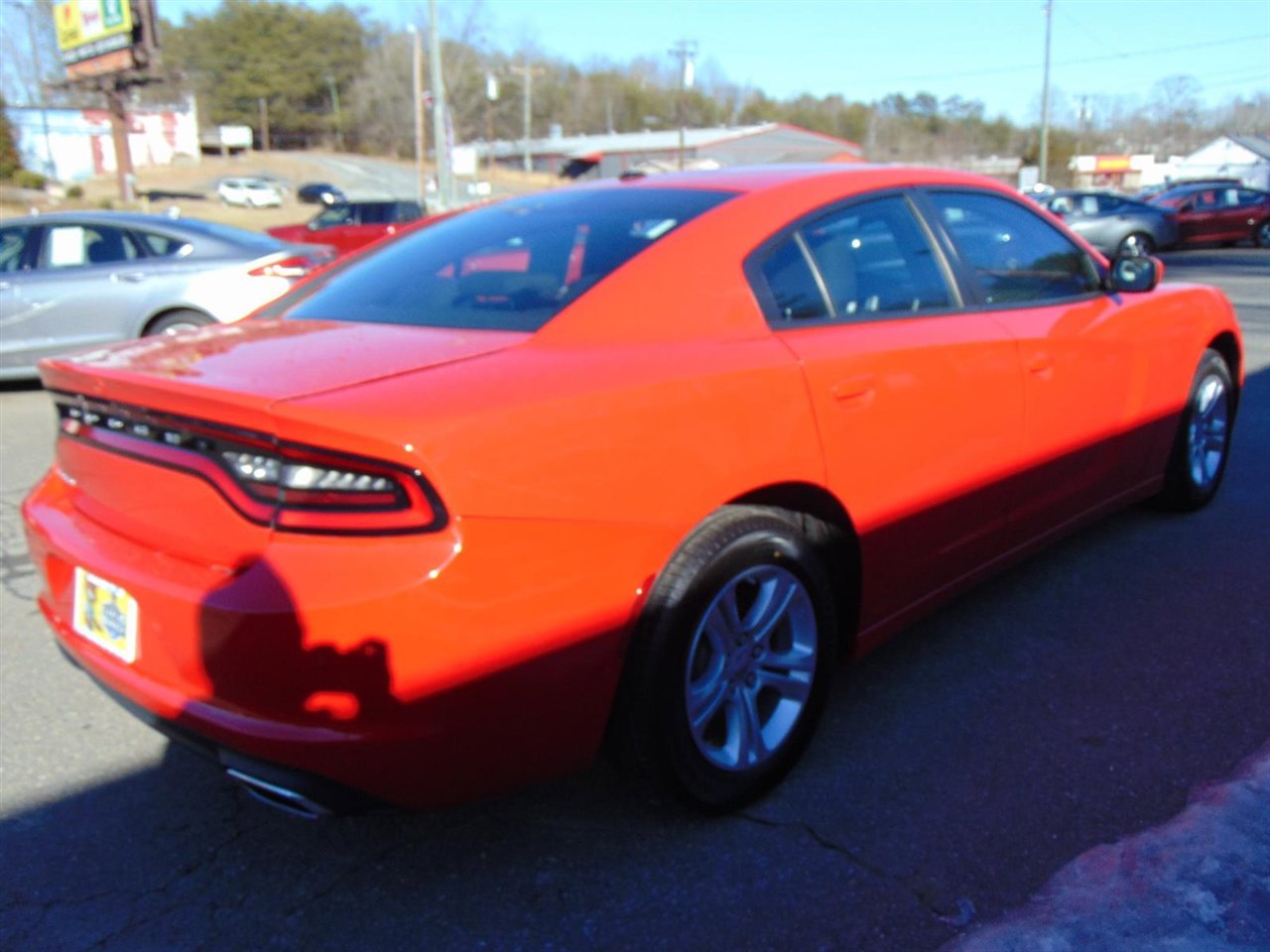 Used 2022 Dodge Charger SXT image 6