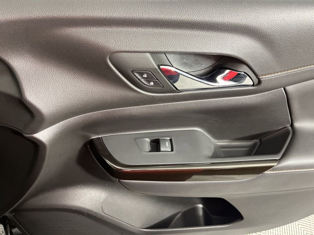 Used 2022 GMC Acadia AT4 w/ Technology Package image 23