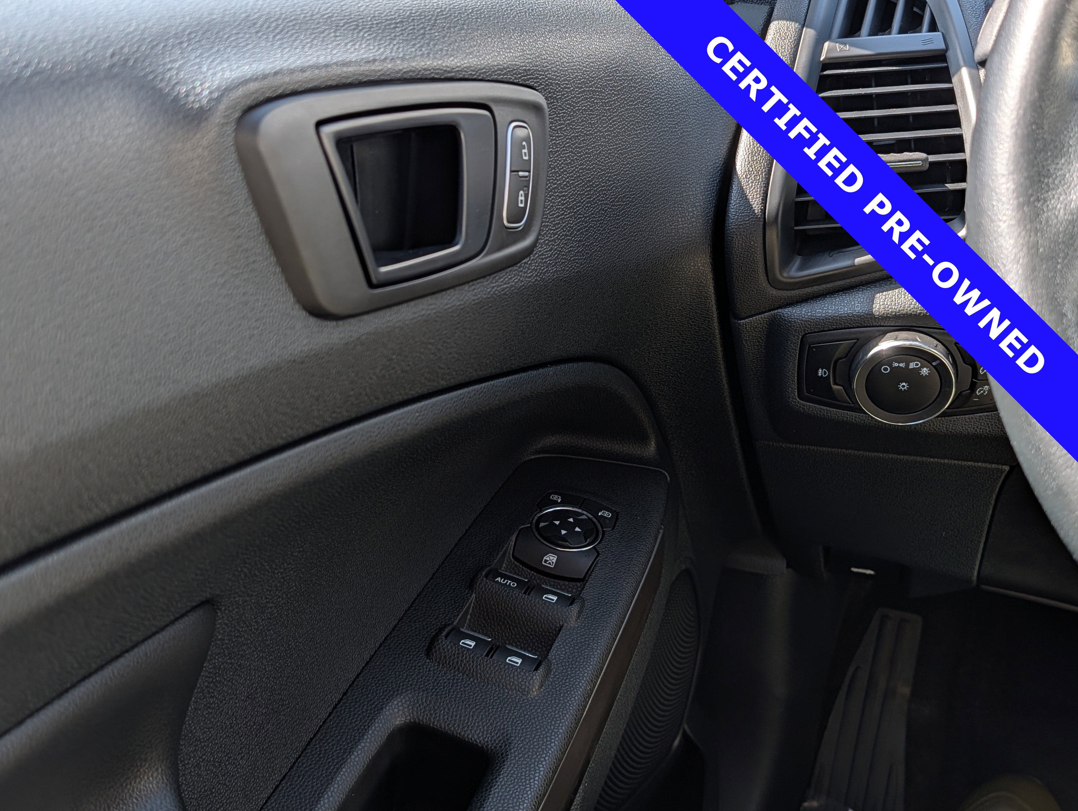 Used 2019 Ford EcoSport SES AWD/4WD image 24