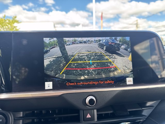 Used 2025 Toyota Crown Signia AWD/4WD image 22