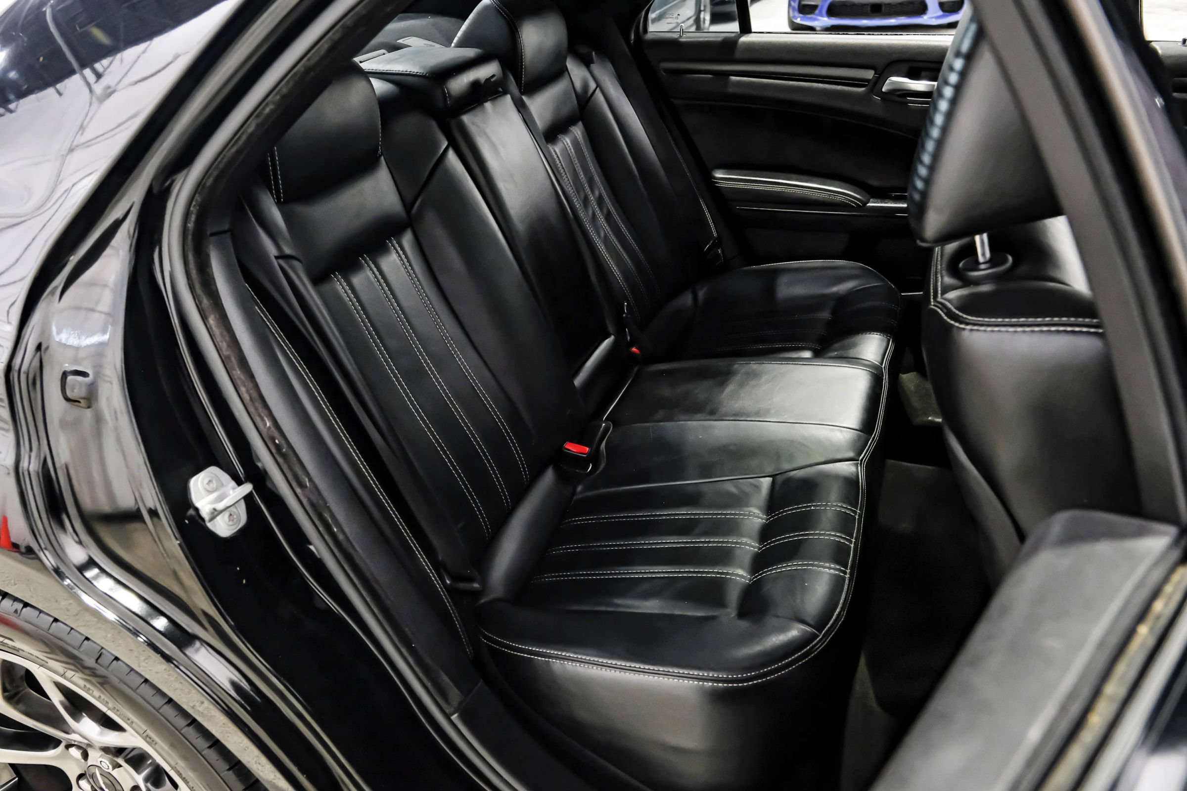 Used 2015 Chrysler 300 S w/ 300S Premium Group RWD image 49