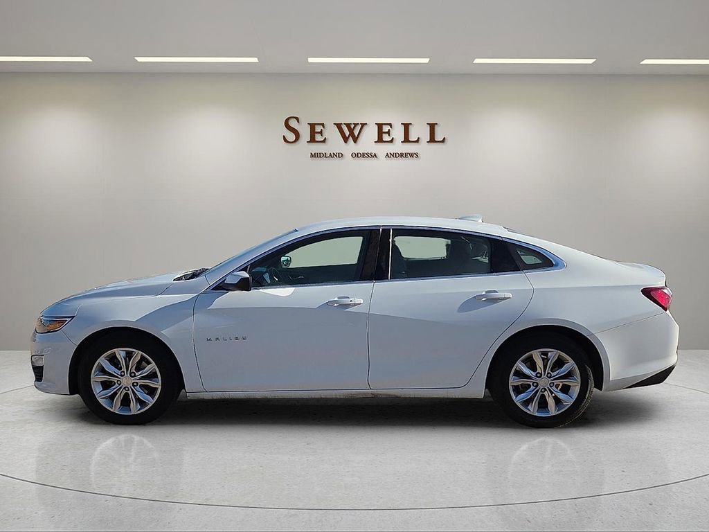 Used 2022 Chevrolet Malibu LT image 2