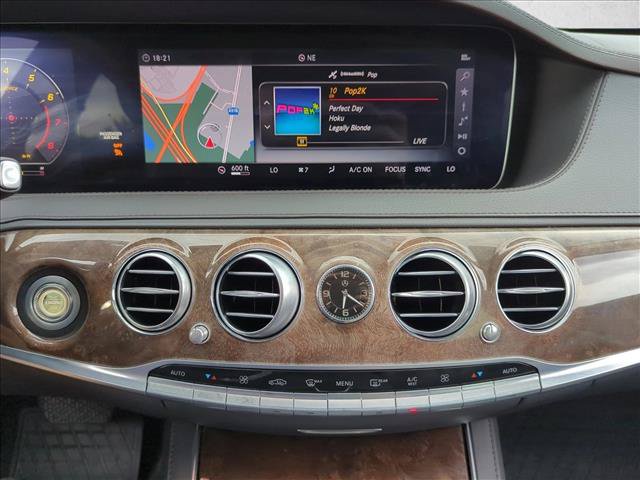 Used 2018 Mercedes-Benz S 560 Sedan image 14