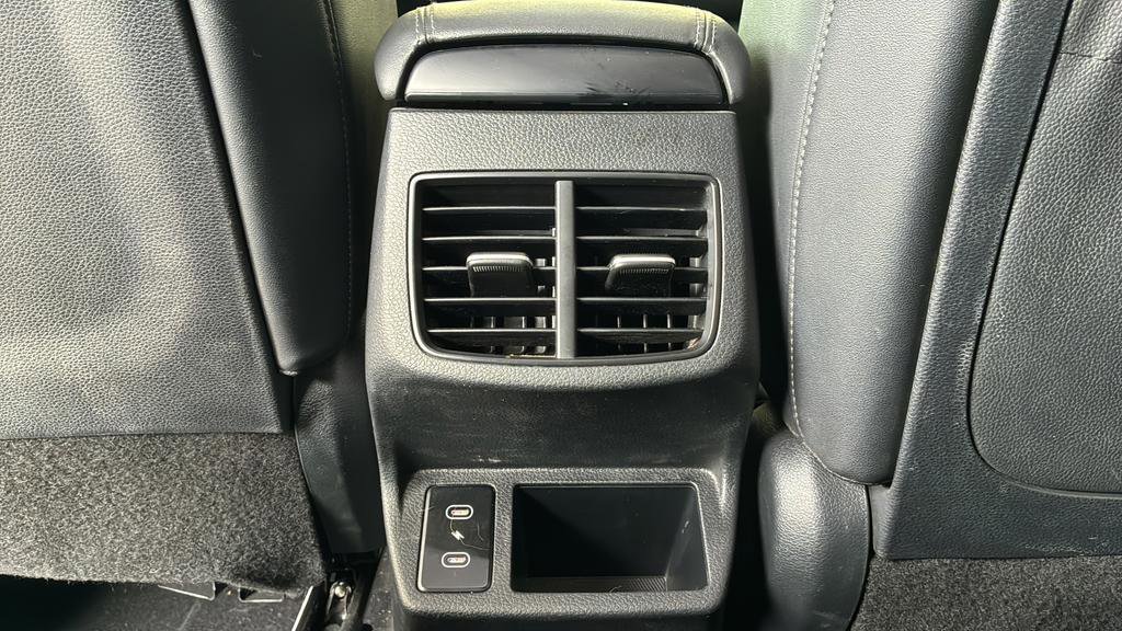 Used 2025 Kia Seltos EX w/ EX Sunroof Package FWD image 17