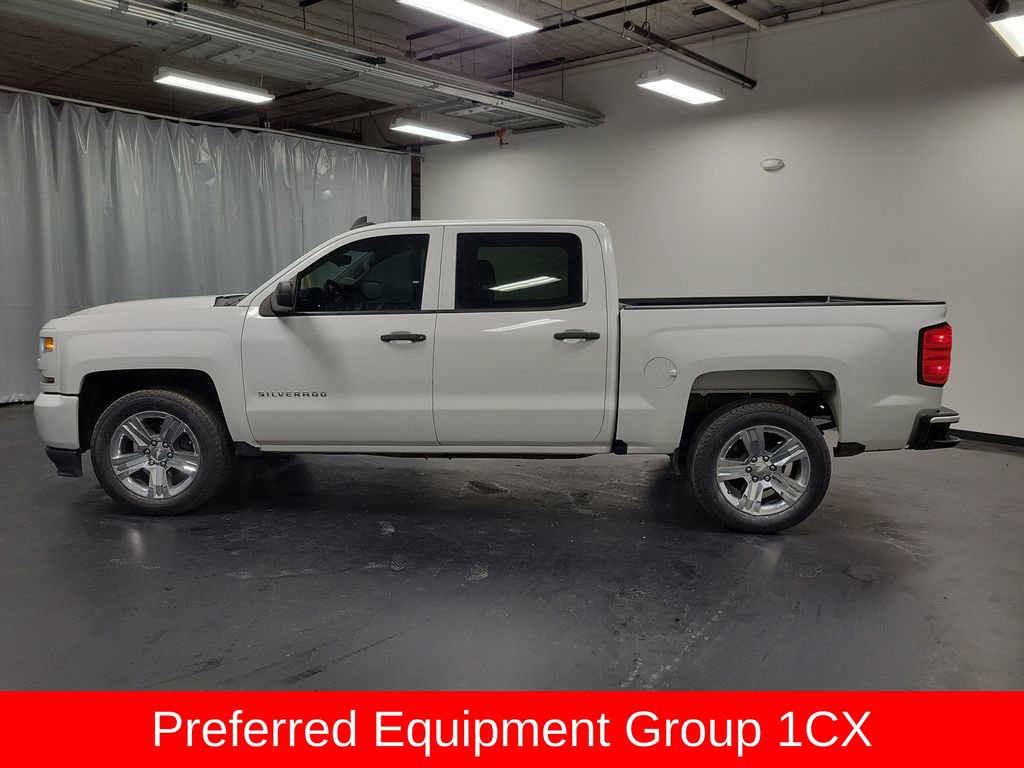 Used 2018 Chevrolet Silverado 1500 Custom w/ Custom Value Package image 6