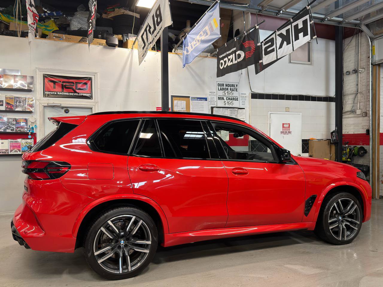 Used 2024 BMW X5 M Competition w/ Executive Package image 4