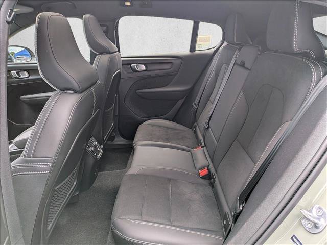Used 2023 Volvo C40 P8 Recharge Ultimate AWD/4WD image 19