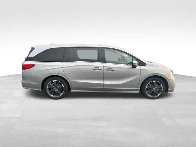 Used 2024 Honda Odyssey Elite image 9