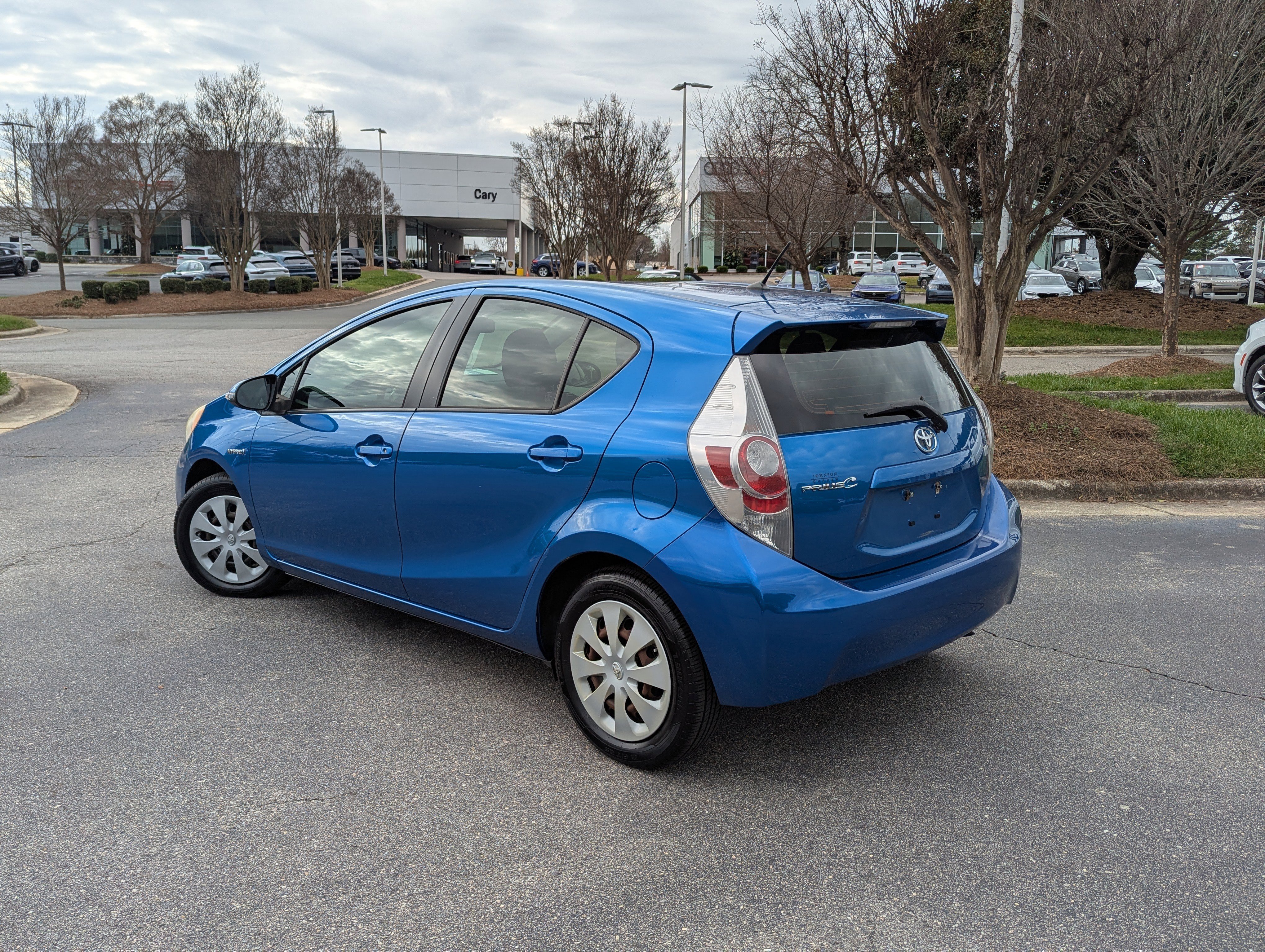 Used 2014 Toyota Prius C Two image 7
