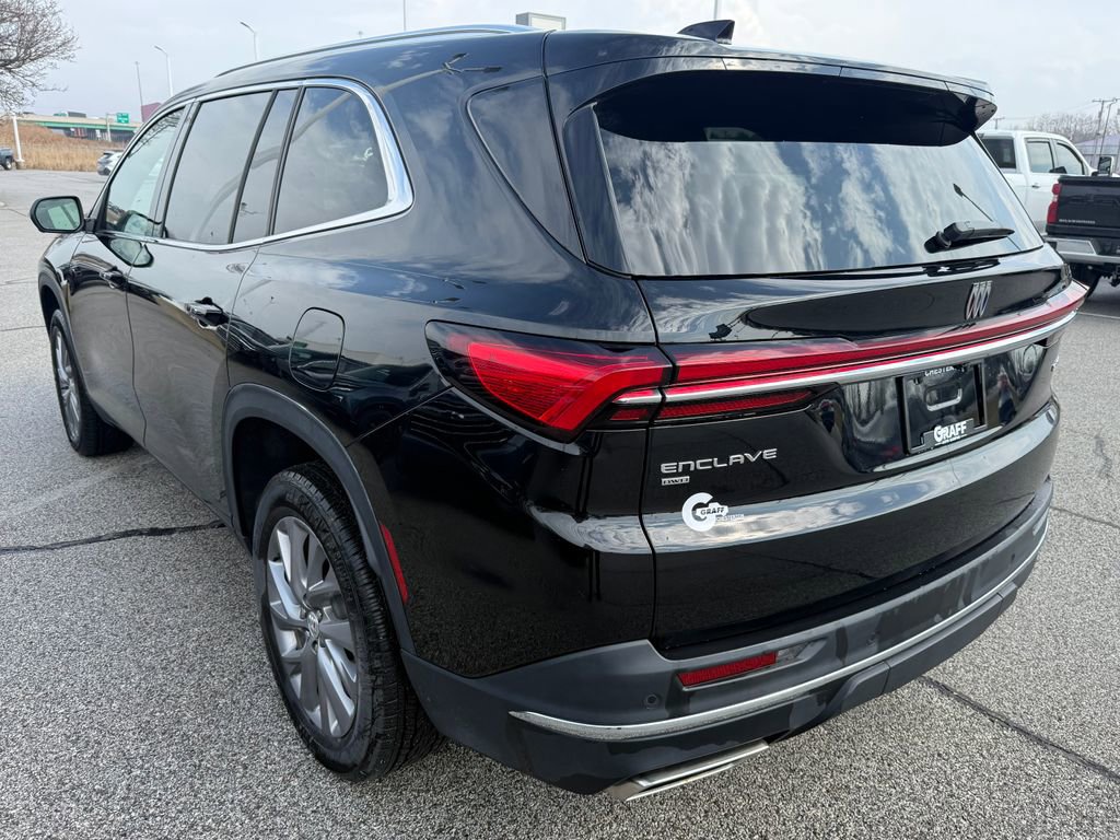Used 2025 Buick Enclave Preferred image 6