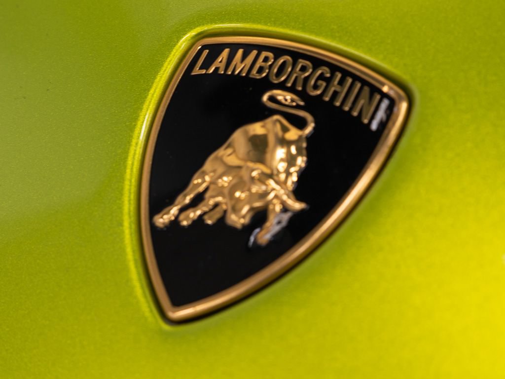 Used 2023 Lamborghini Huracan STO RWD image 45