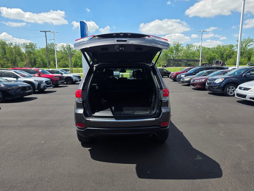 Used 2019 Jeep Grand Cherokee Limited w/ Luxury Group II AWD/4WD image 14
