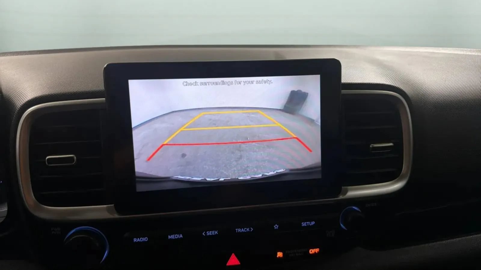 Used 2021 Hyundai Venue SE w/ Cargo Package FWD image 15