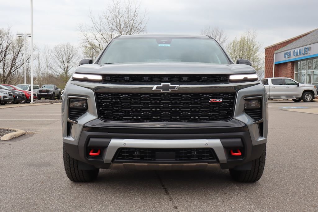 New 2026 Chevrolet Traverse Z71 w/ Enhanced Driving Package AWD/4WD image 8