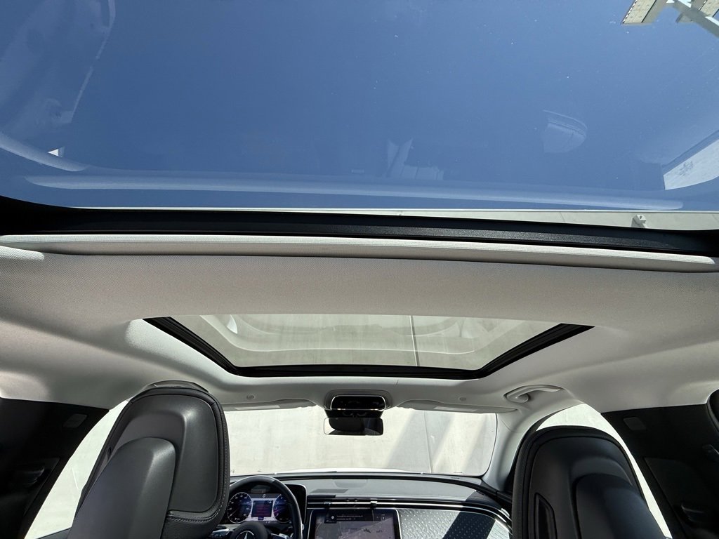 Used 2024 Mercedes-Benz E 350 4MATIC Sedan image 8