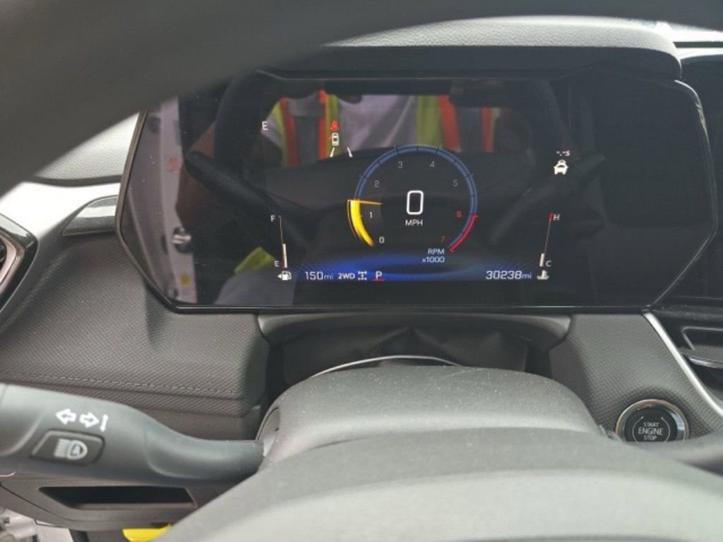 Used 2025 Chevrolet TrailBlazer LT AWD/4WD image 11