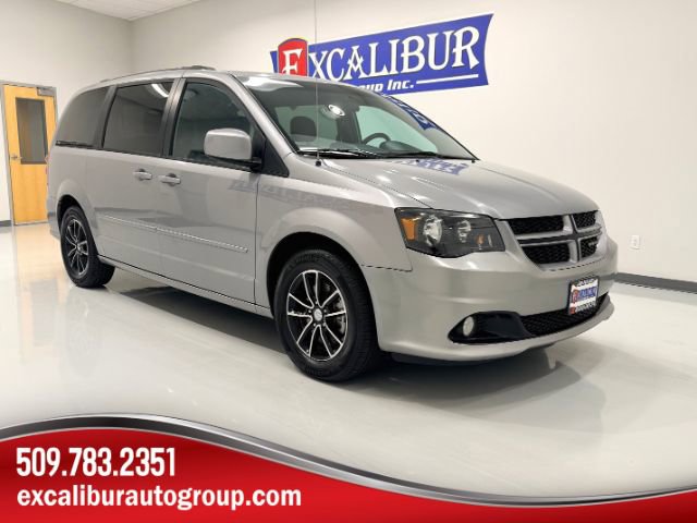 Used 2016 Dodge Grand Caravan R/T image 1