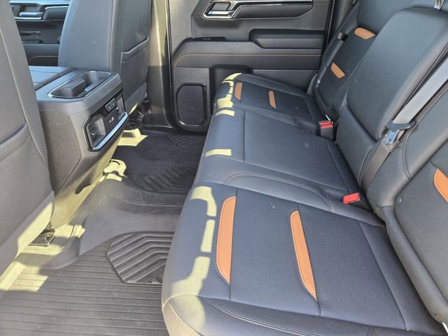 Used 2024 GMC Sierra 1500 AT4 w/ Technology Package AWD/4WD image 30