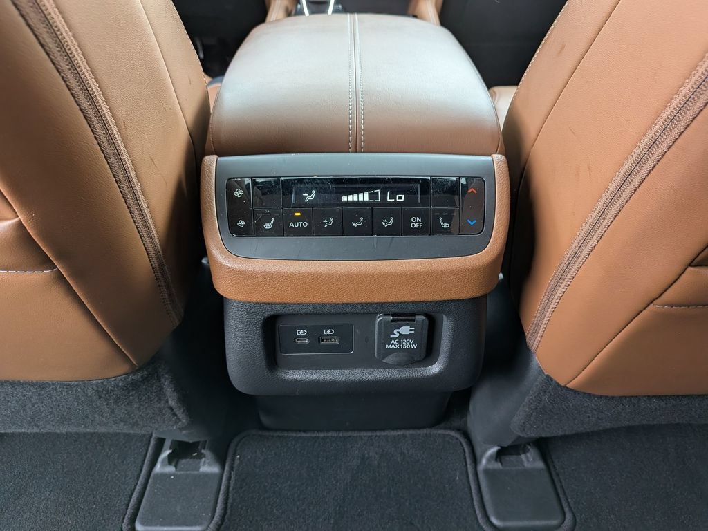 Used 2023 Nissan Pathfinder Platinum w/ Cargo Package AWD/4WD image 36