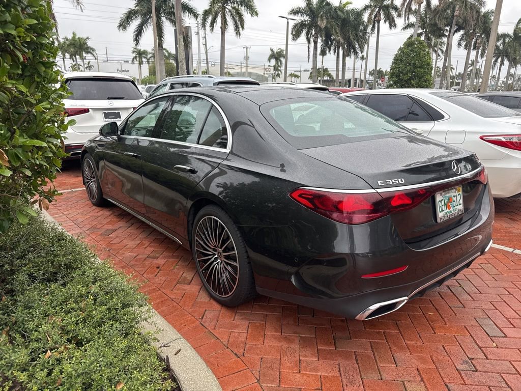 Used 2024 Mercedes-Benz E 350 4MATIC Sedan image 7