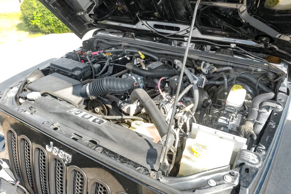 Used 2011 Jeep Wrangler Unlimited Sport AWD/4WD image 43